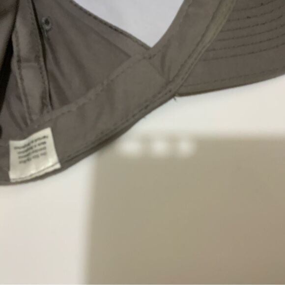 Bass Pro Shops Cabelas Adults Trucker Hat Fishing Hiking Camping Trails - Picture 5 of 6